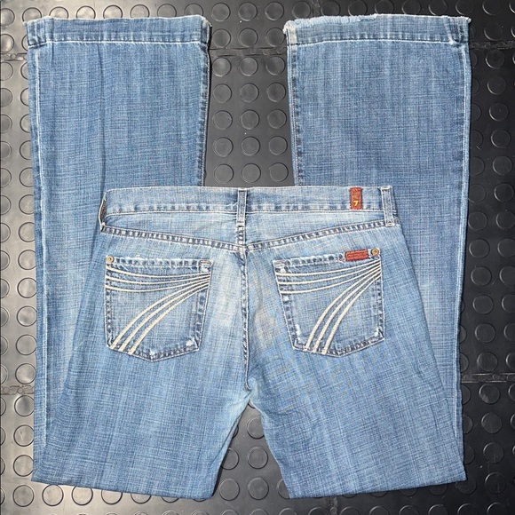7 For All Mankind Denim - Dojo 30 x 34 x 8 —7 For All Mankind jeans!